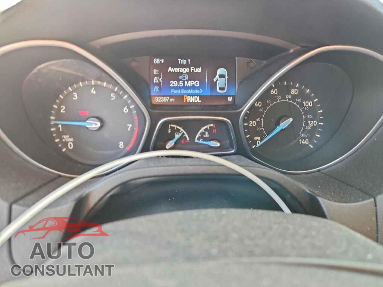 FORD FOCUS 2017 - 1FADP3F22HL328575