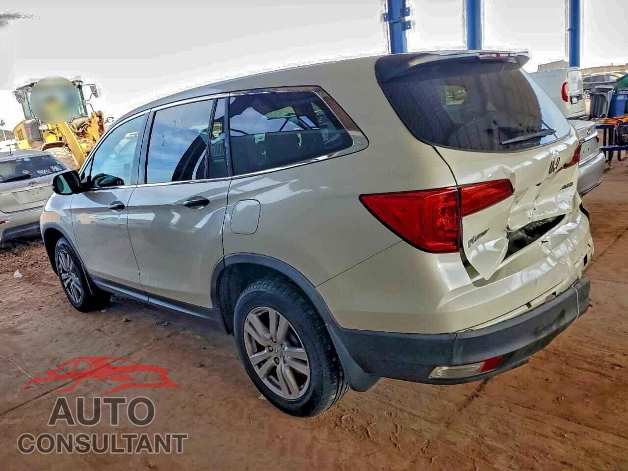 HONDA PILOT 2017 - 5FNYF6H15HB034434