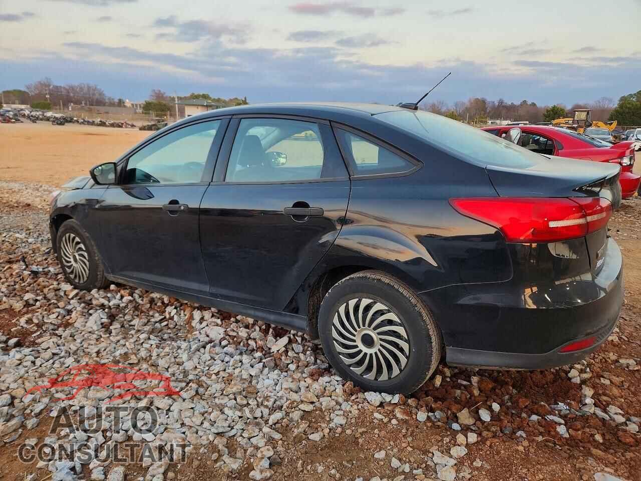 FORD FOCUS 2018 - 1FADP3E21JL284463