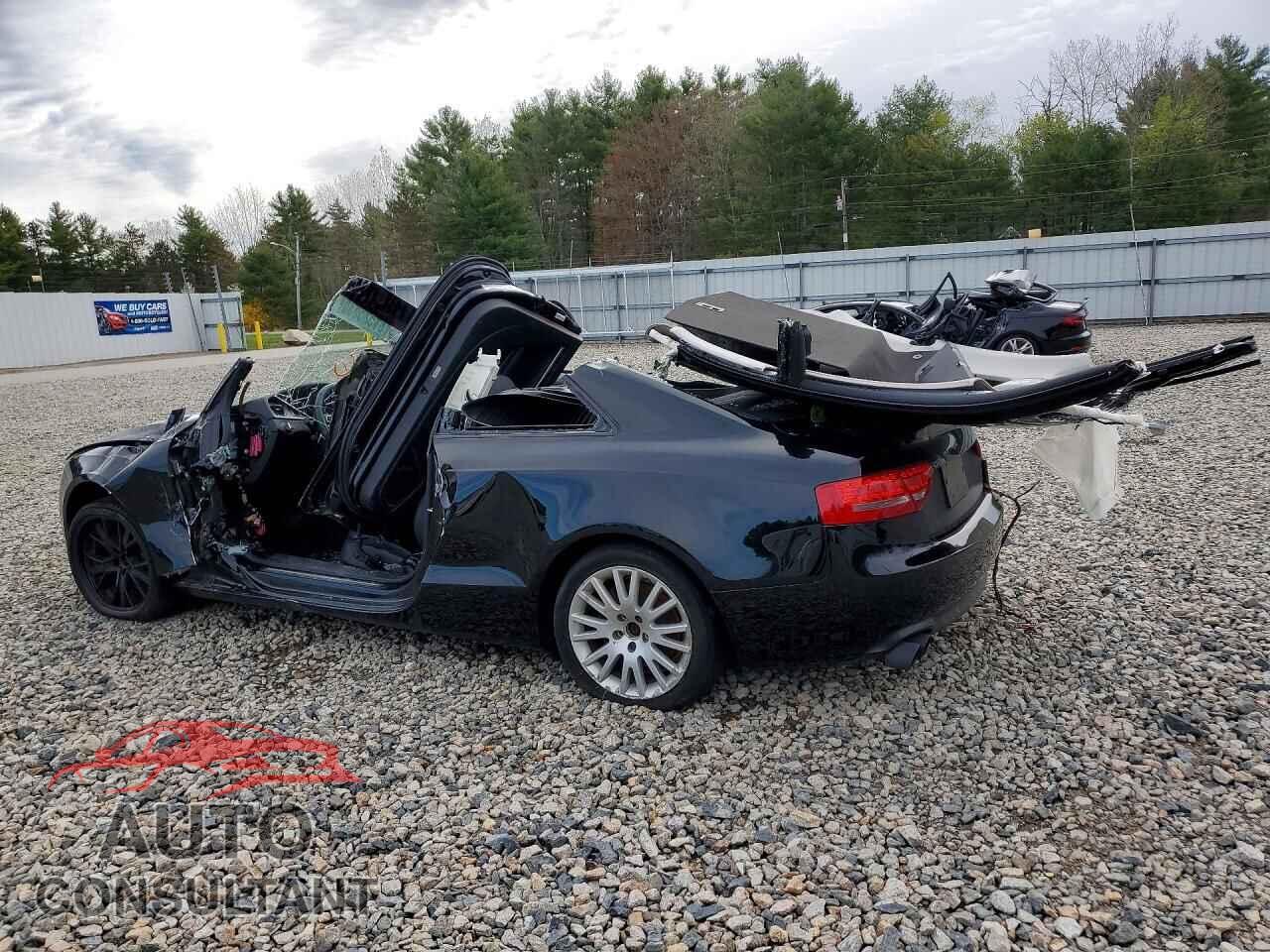 AUDI A5 2011 - WAULFAFR5BA009309