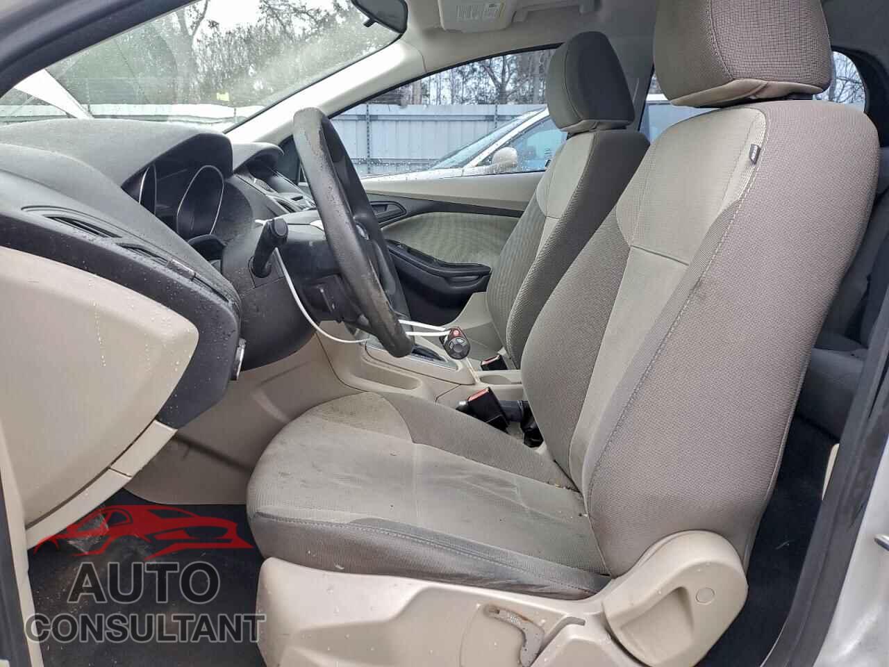 FORD FOCUS 2012 - 1FAHP3F20CL456243