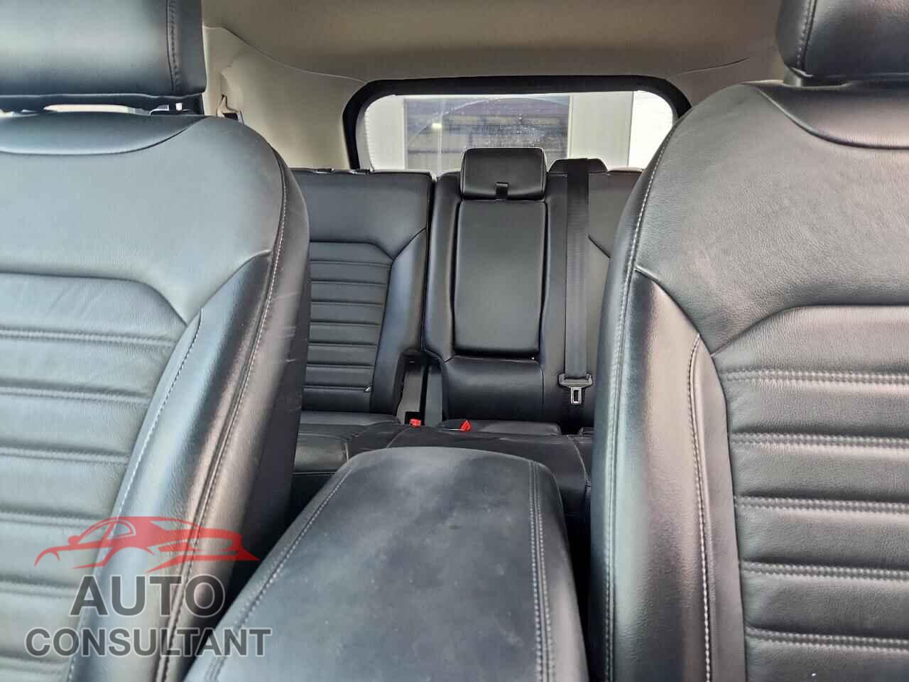 FORD EDGE 2018 - 2FMPK3J8XJBB56251