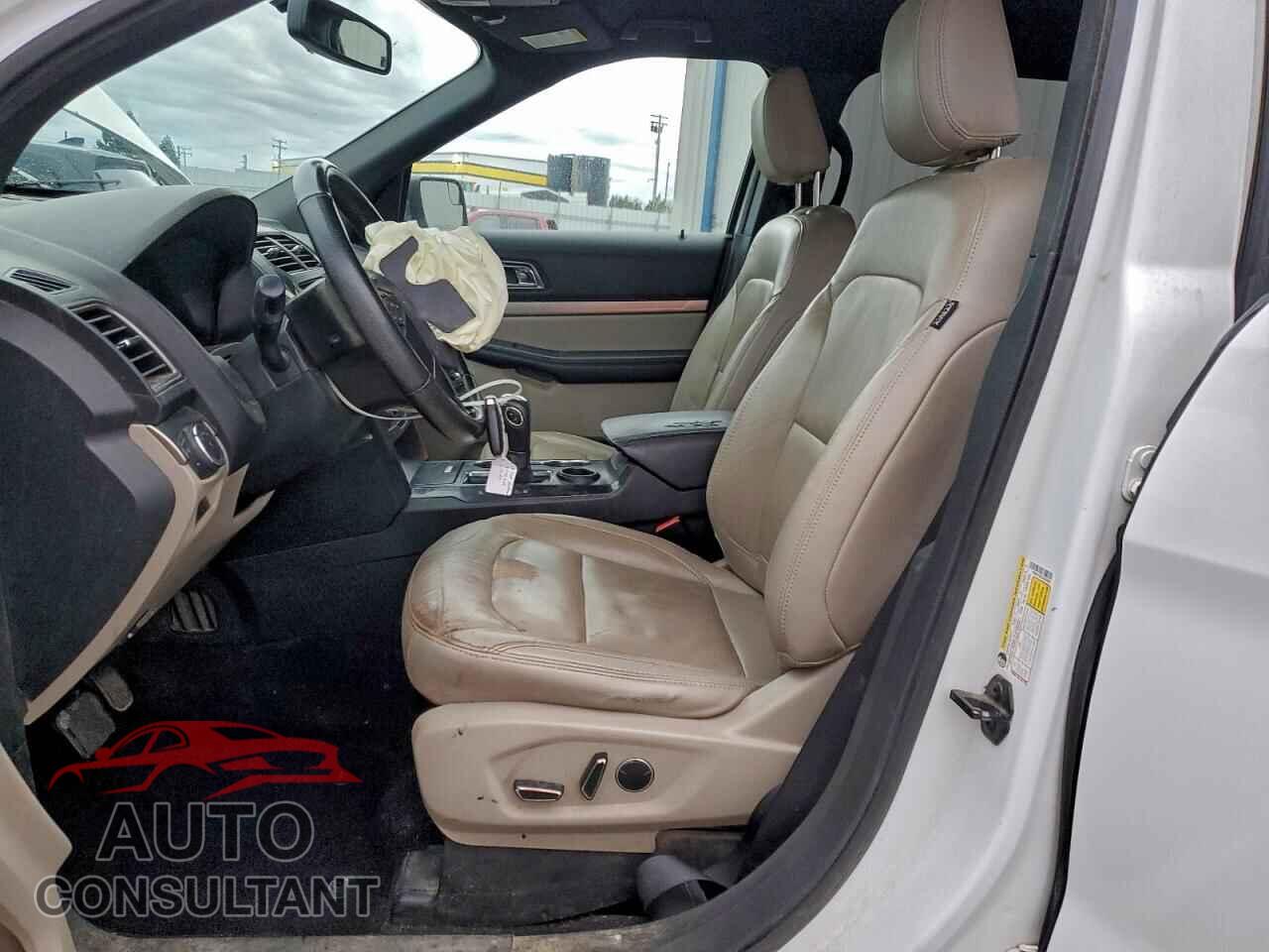 FORD EXPLORER 2018 - 1FM5K7D82JGC55665