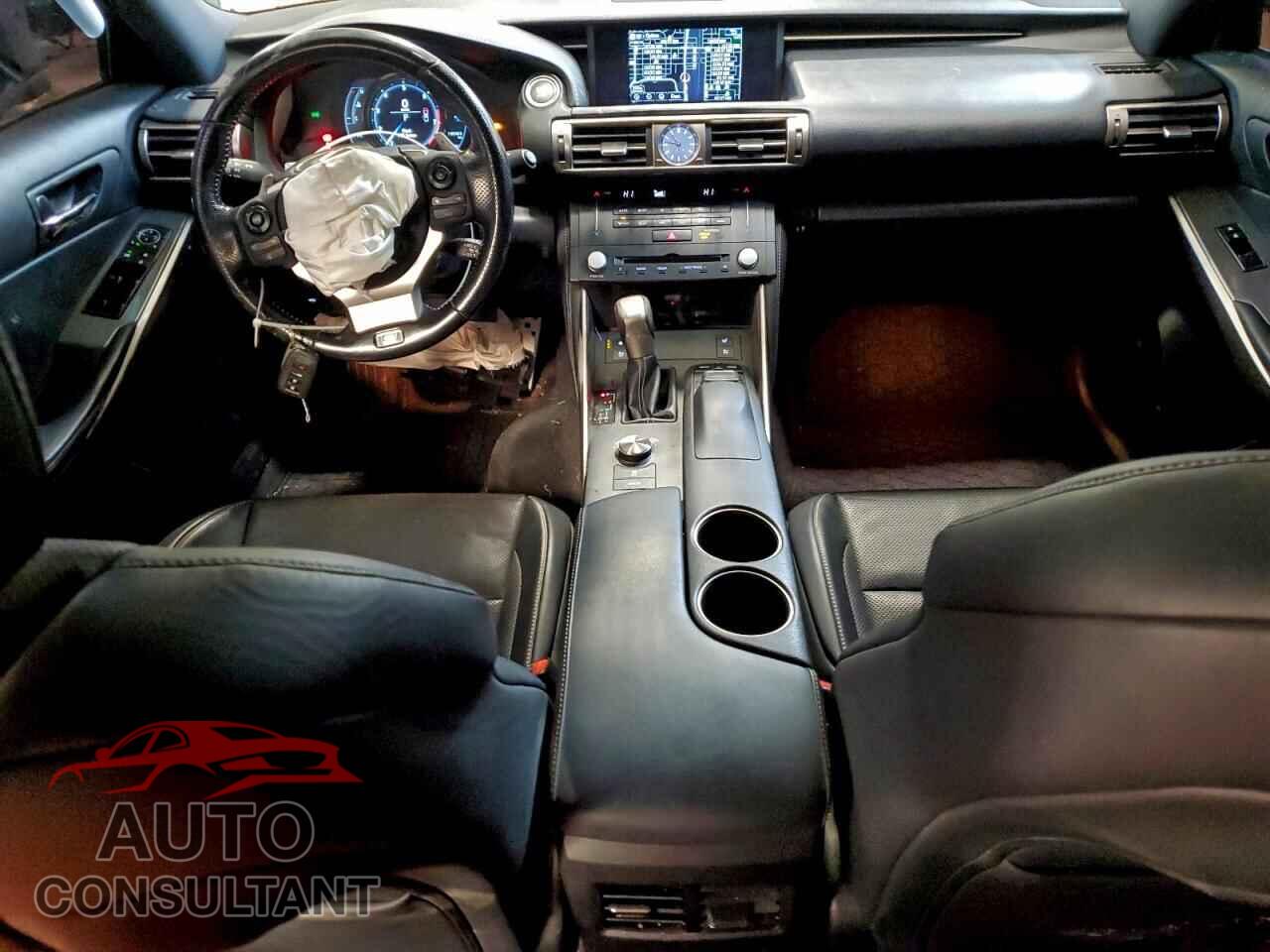 LEXUS IS 2016 - JTHCE1D2XG5011521