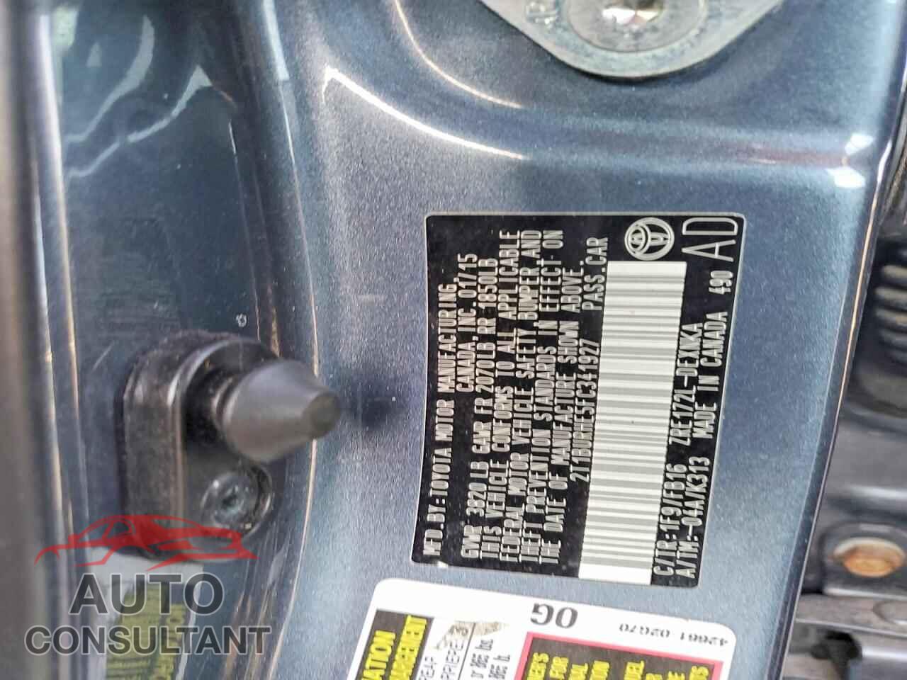 TOYOTA COROLLA 2015 - 2T1BURHE5FC341927