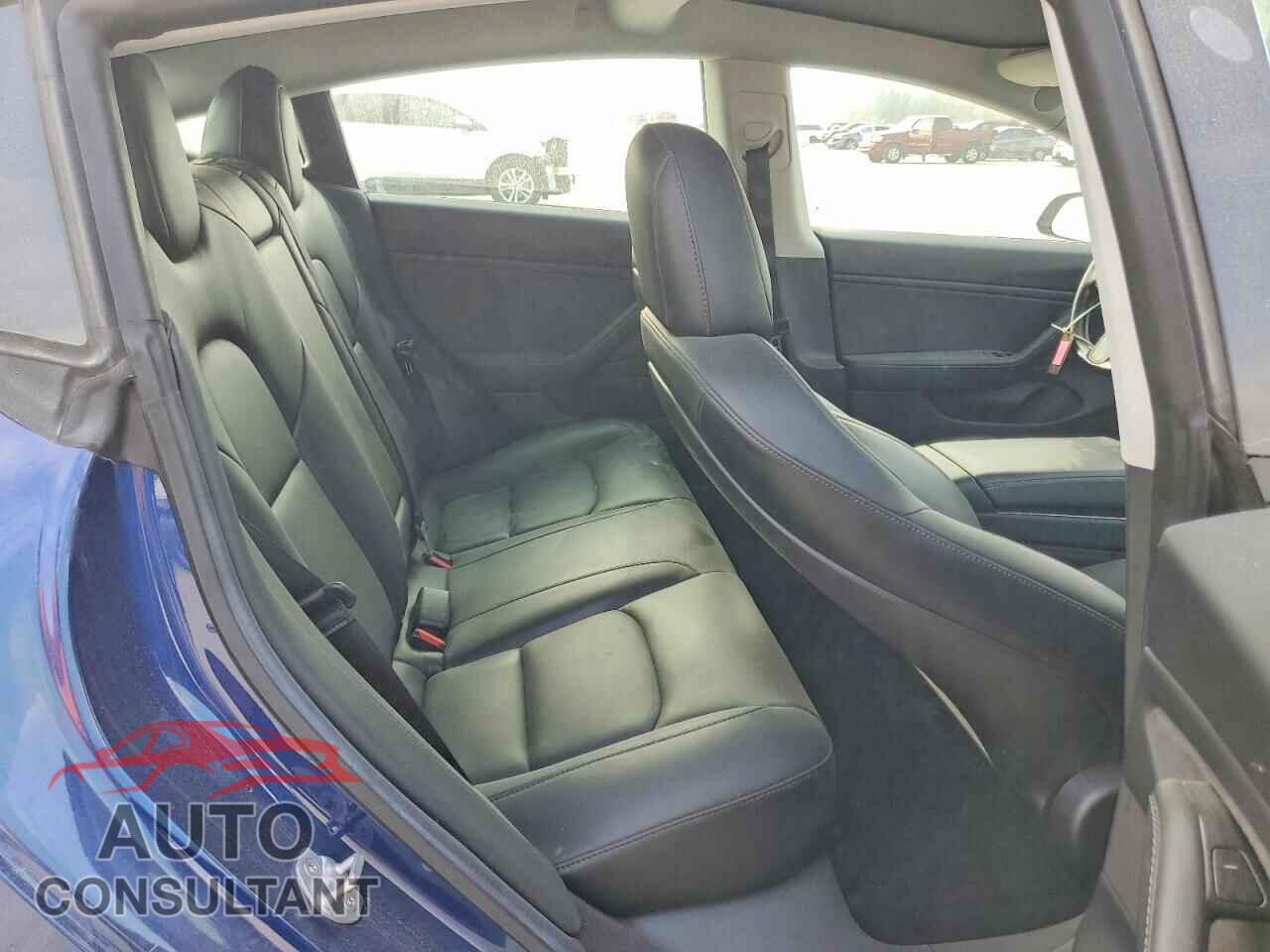 TESLA MODEL 3 2019 - 5YJ3E1EAXKF416535