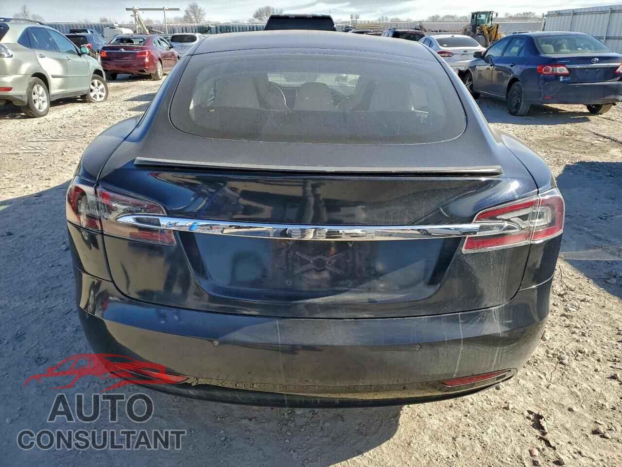 TESLA MODEL S 2017 - 5YJSA1E4XHF200789
