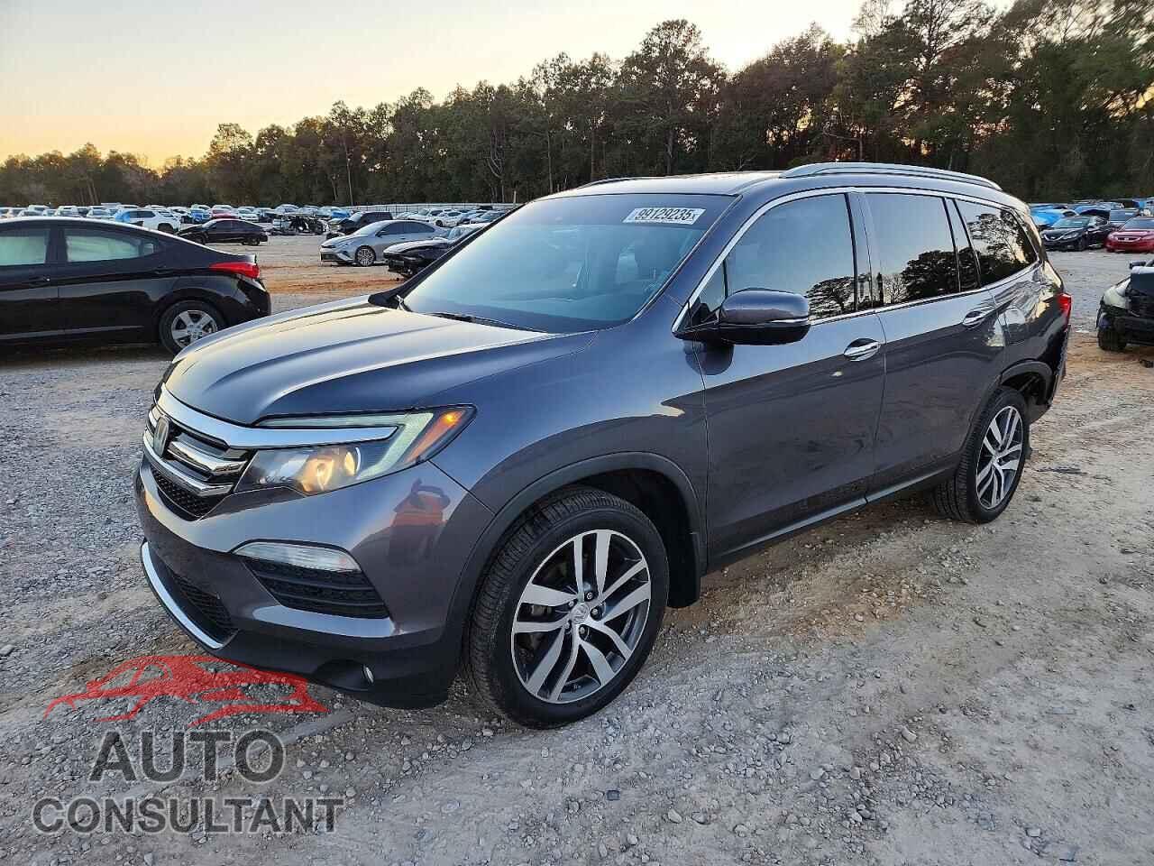 HONDA PILOT 2017 - 5FNYF6H96HB068131