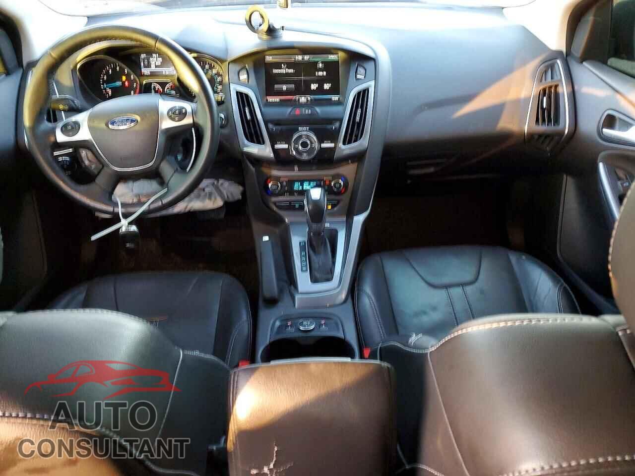 FORD FOCUS 2014 - 1FADP3N21EL421424