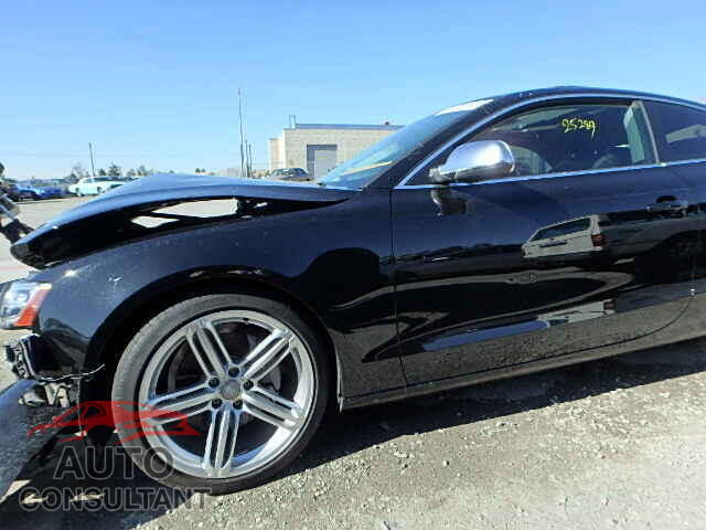 AUDI A5 2013 - WAUCFAFR4DA076020