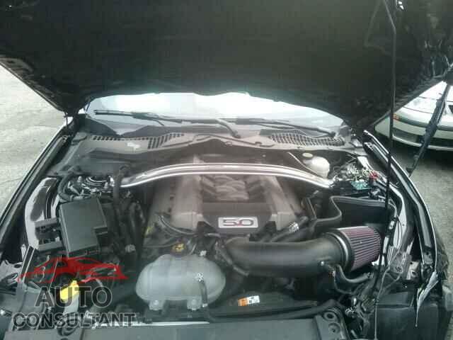 FORD MUSTANG 2015 - 1FA6P8CF8F5418439