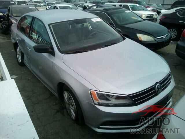 VOLKSWAGEN JETTA 2015 - 3VWB17AJ3FM412132