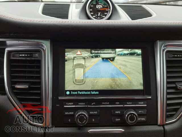 PORSCHE MACAN 2015 - WP1AB2A57FLB69751