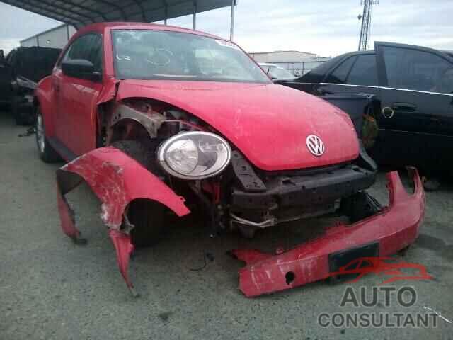 VOLKSWAGEN BEETLE 2015 - 3VWF17AT8FM621367