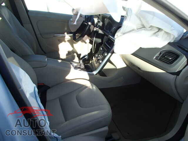 VOLVO V60 2015 - YV126MEB5F1209403