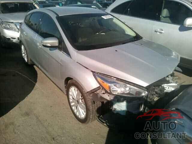 FORD FOCUS 2015 - 1FADP3N25FL211068