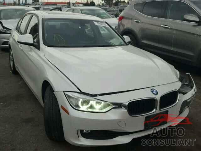 BMW 3 SERIES 2015 - WBA3C1C52FK119437