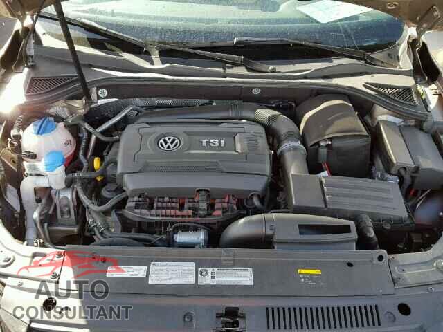 VOLKSWAGEN PASSAT 2015 - 1VWAT7A34FC089301