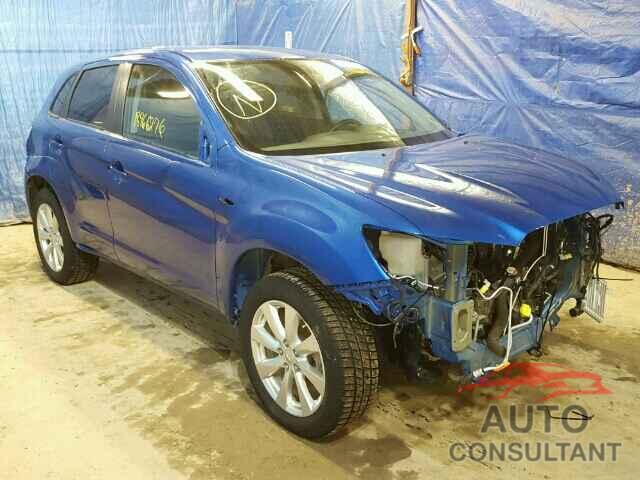 MITSUBISHI OUTLANDER 2015 - 4A4AR3AU0FE010092