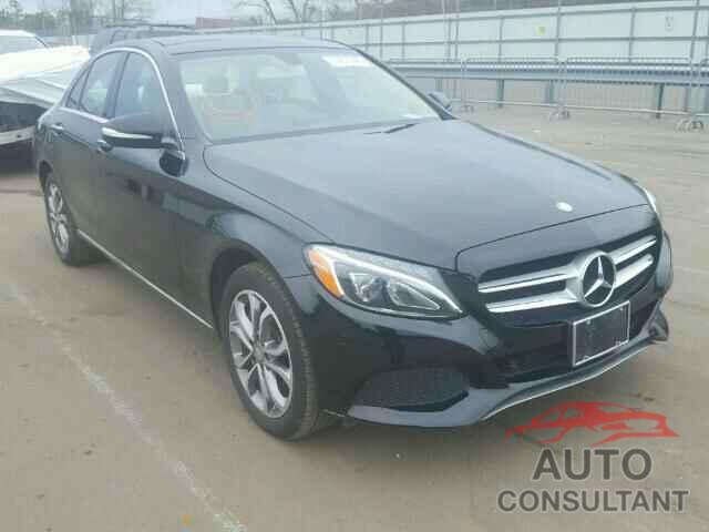 MERCEDES-BENZ C300 2015 - 55SWF4KBXFU006234