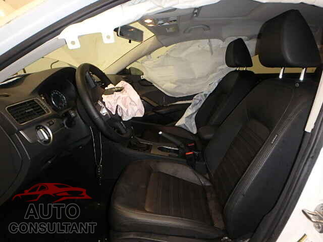 VOLKSWAGEN PASSAT 2015 - 1VWBS7A32FC053890