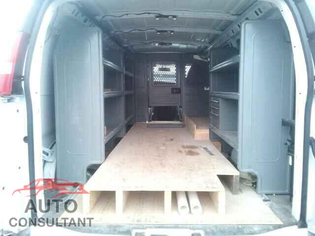 CHEVROLET EXPRESS 2015 - 1GCWGFCF7F1286800