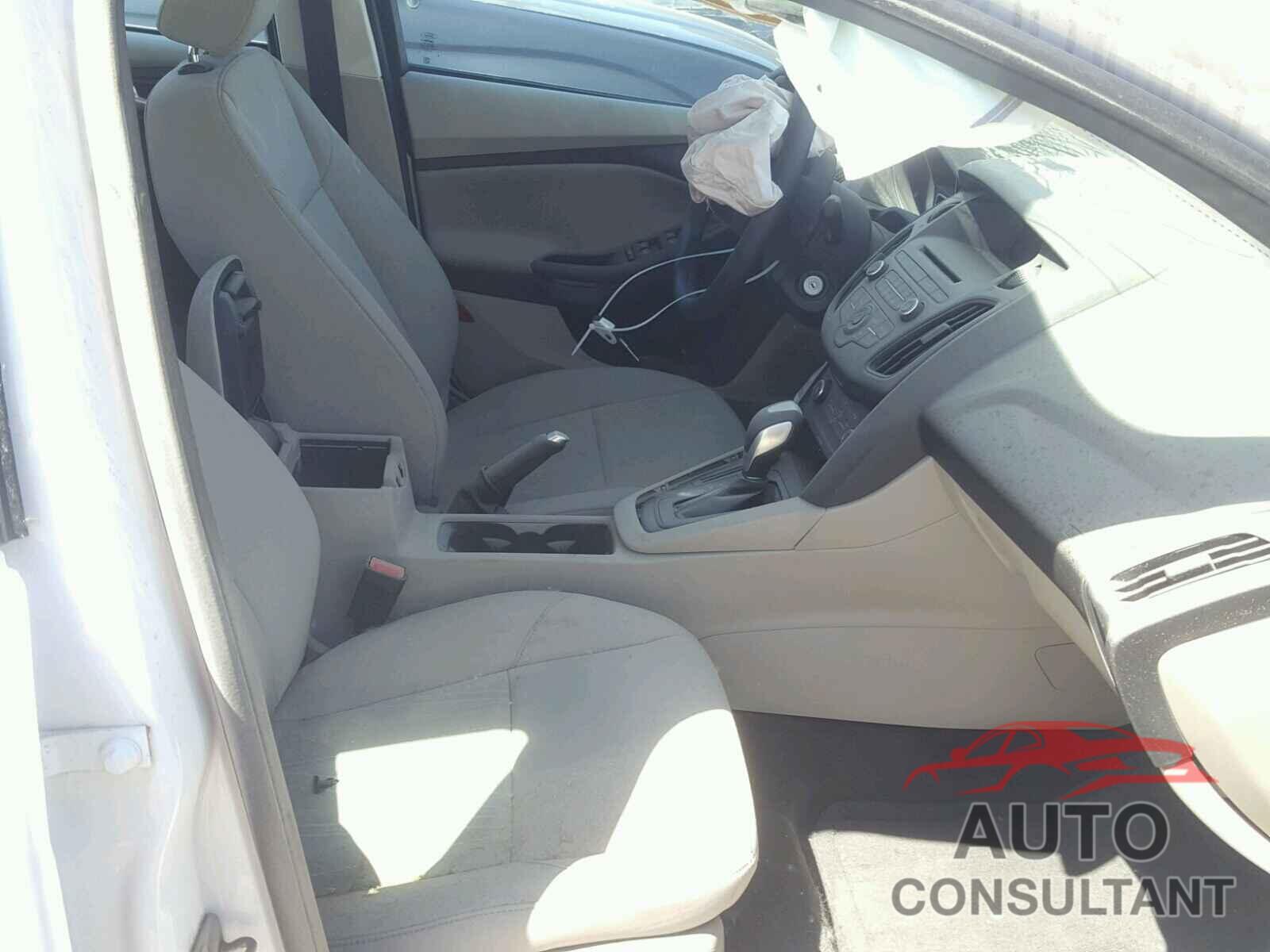 FORD FOCUS 2015 - 1FADP3F2XFL345413