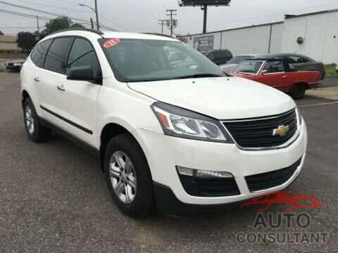 CHEVROLET TRAVERSE 2015 - 1GNKRFEDXFJ221712