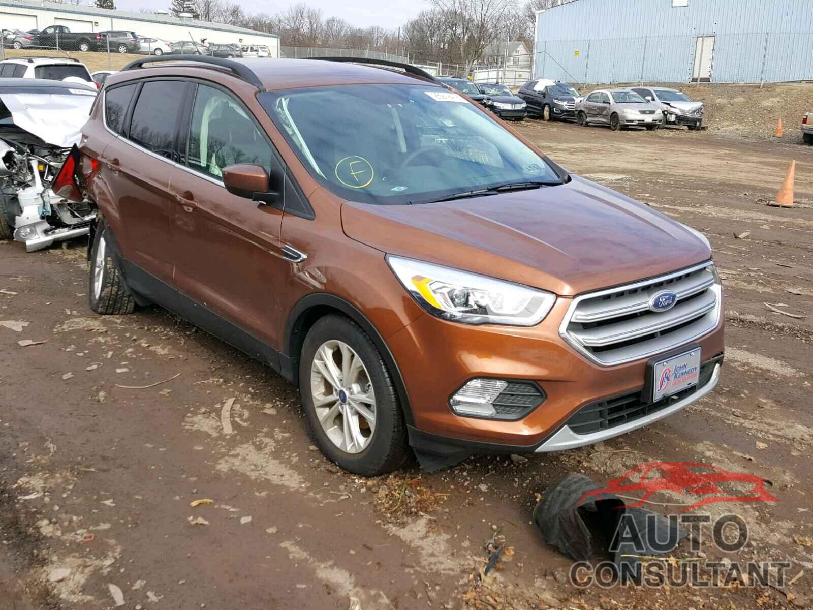 FORD ESCAPE 2017 - 1FMCU0GD6HUF02893