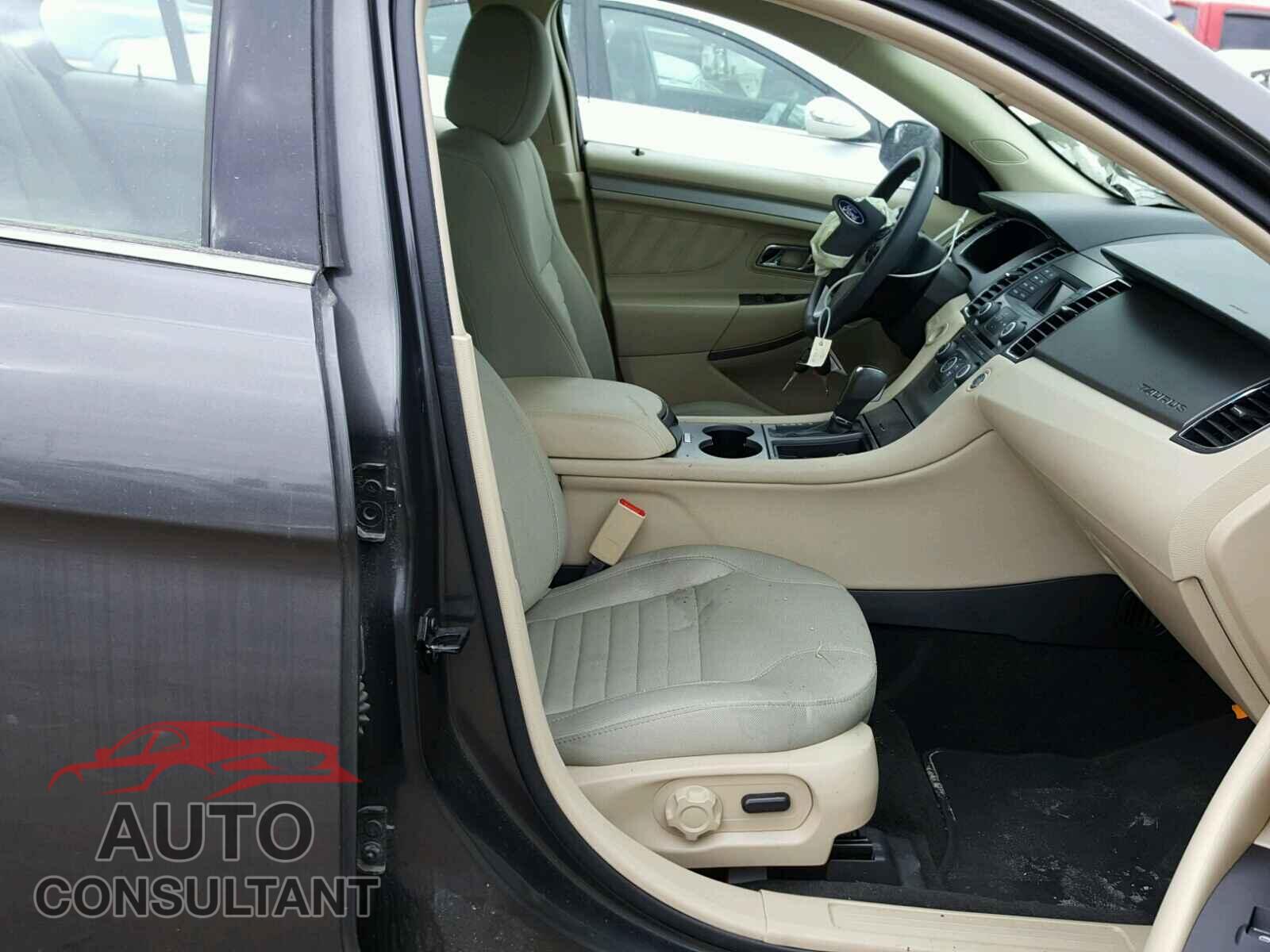 FORD TAURUS 2015 - 1FAHP2D86FG177149
