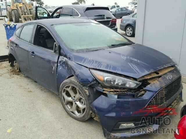 FORD FOCUS 2016 - 1FADP3L92GL363200