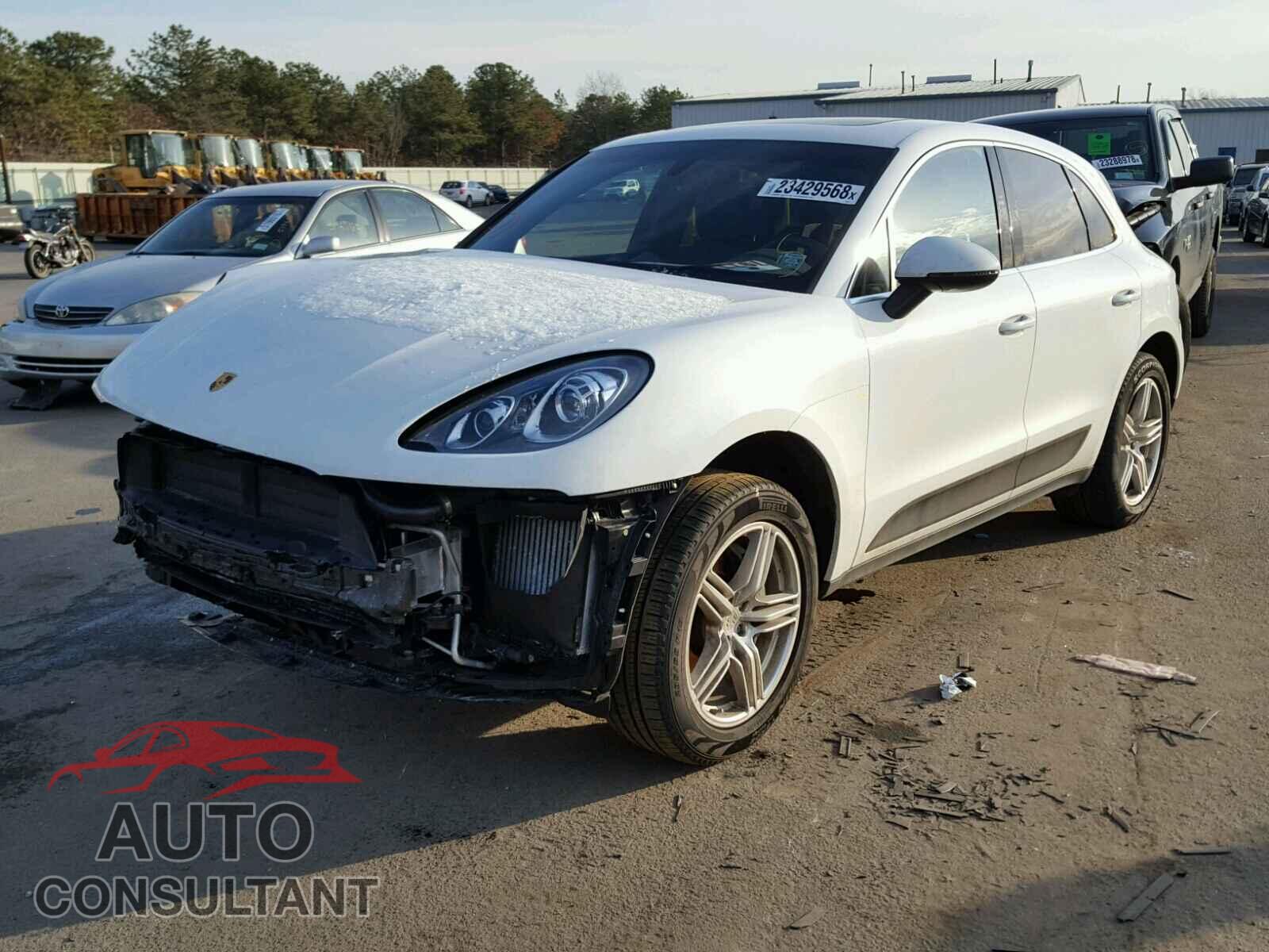 PORSCHE MACAN 2016 - WP1AB2A52GLB40613