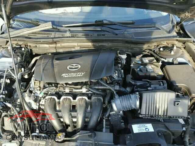 MAZDA 3 2015 - 3MZBM1U78FM208947