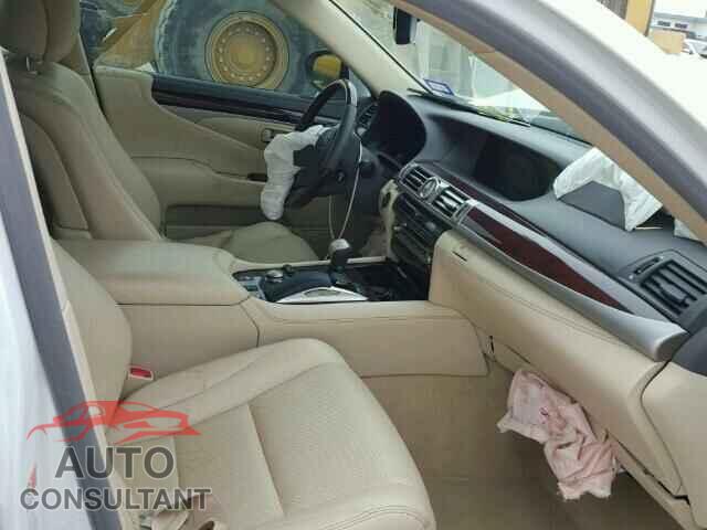 LEXUS LS460 2016 - JTHBL5EF8G5138987
