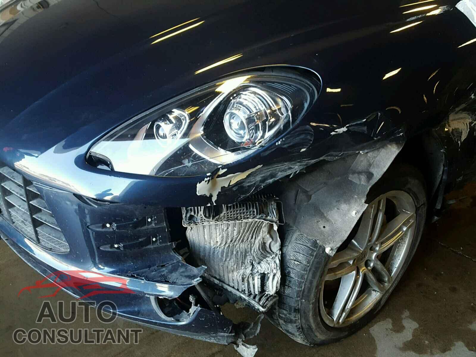 PORSCHE MACAN 2015 - WP1AB2A5XFLB69808