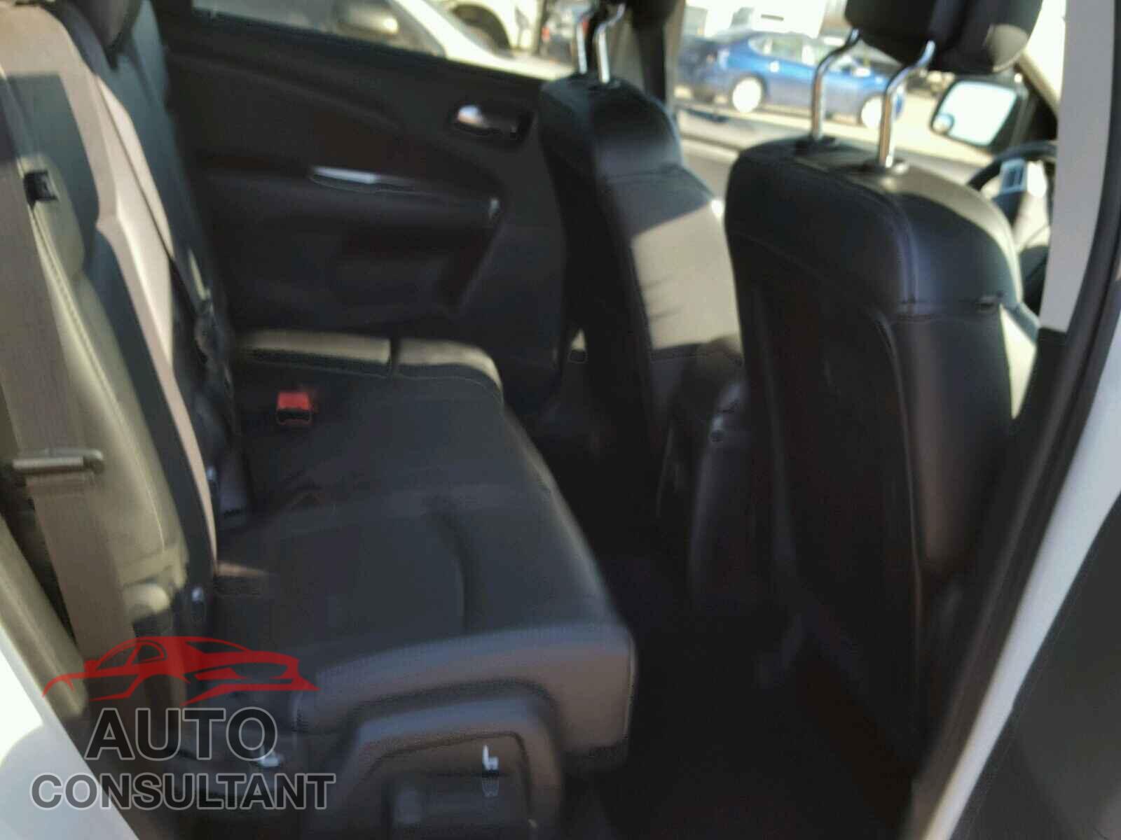 DODGE JOURNEY 2015 - 3C4PDCBG9FT659530