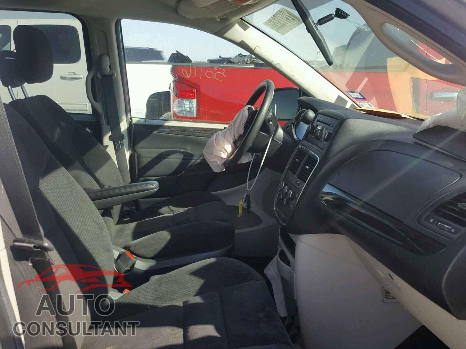 DODGE CARAVAN 2015 - 2C4RDGBG0FR508840