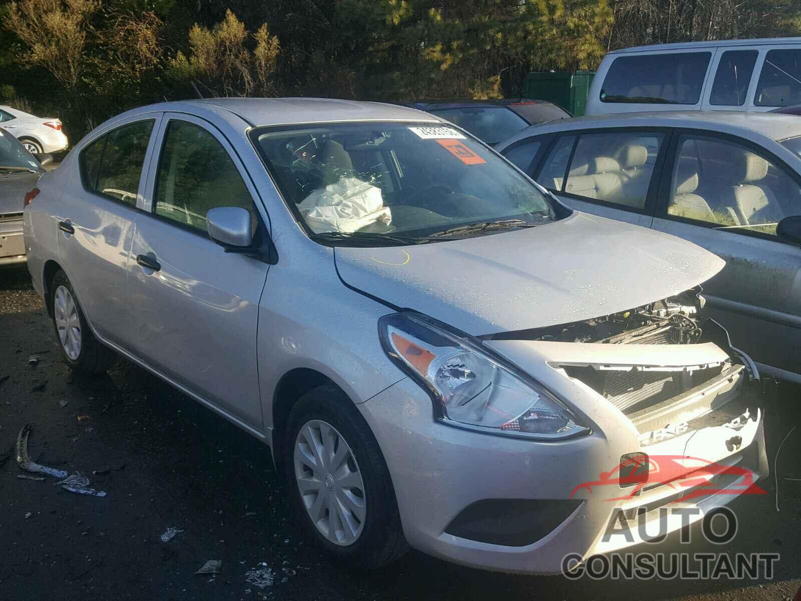 NISSAN VERSA 2017 - 3N1CN7AP6HL847027