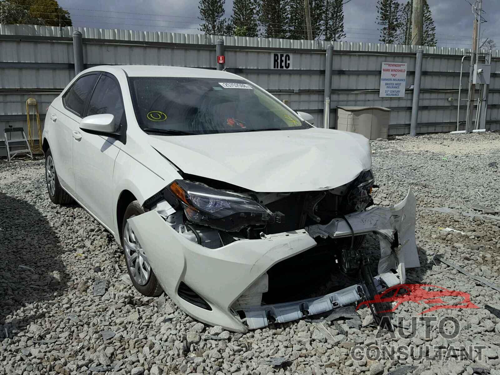 TOYOTA COROLLA 2017 - 5YFBURHE3HP611708