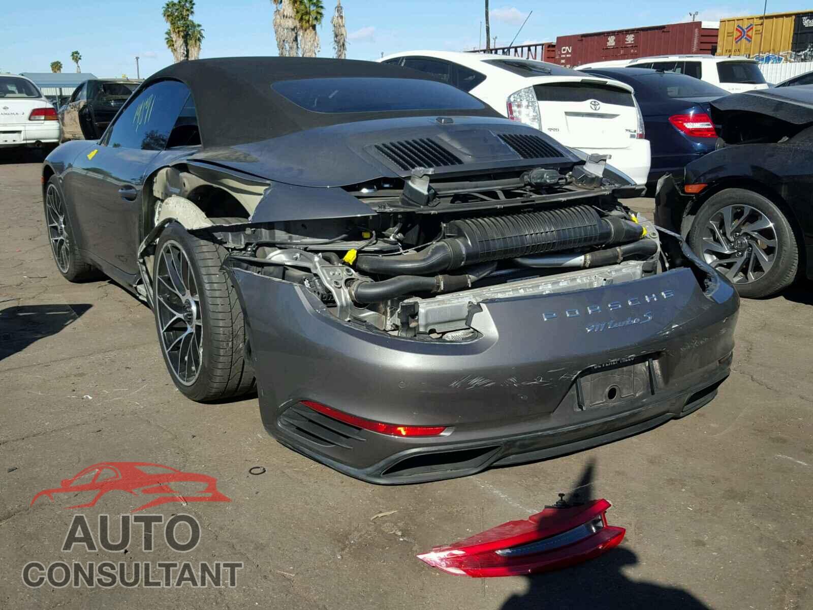 PORSCHE 911 2017 - WP0CD2A98HS178152