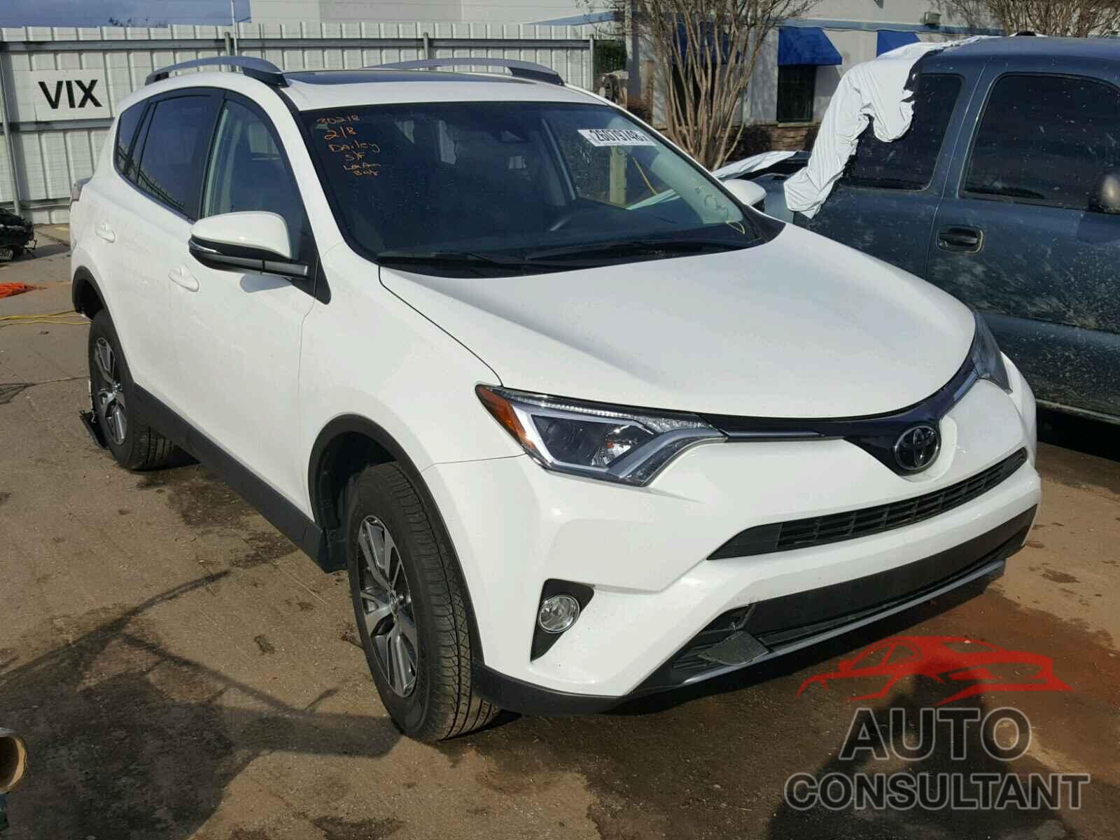 TOYOTA RAV4 2017 - JTMWFREV6HJ127696