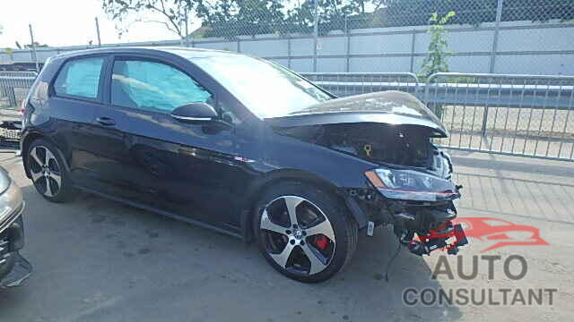 VOLKSWAGEN GTI 2015 - 3VWTT7AU1FM023255