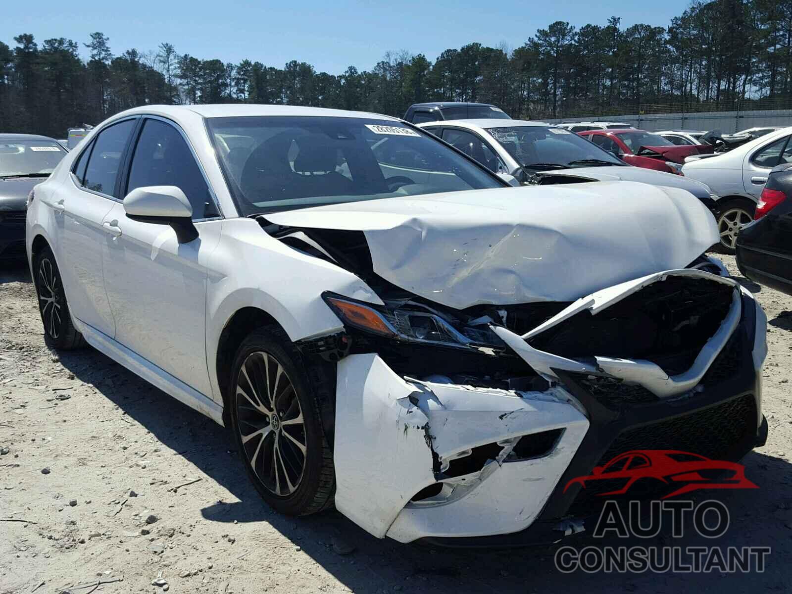 TOYOTA CAMRY 2018 - JTNB11HK9J3008093
