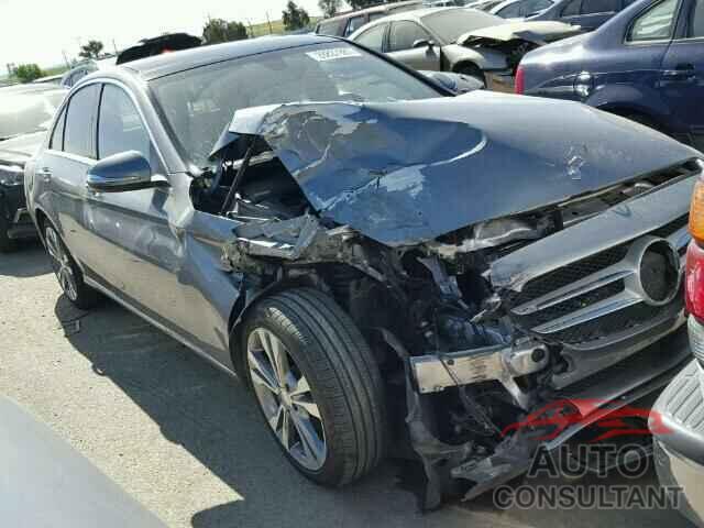 MERCEDES-BENZ C300 2015 - 55SWF4KB2FU007524