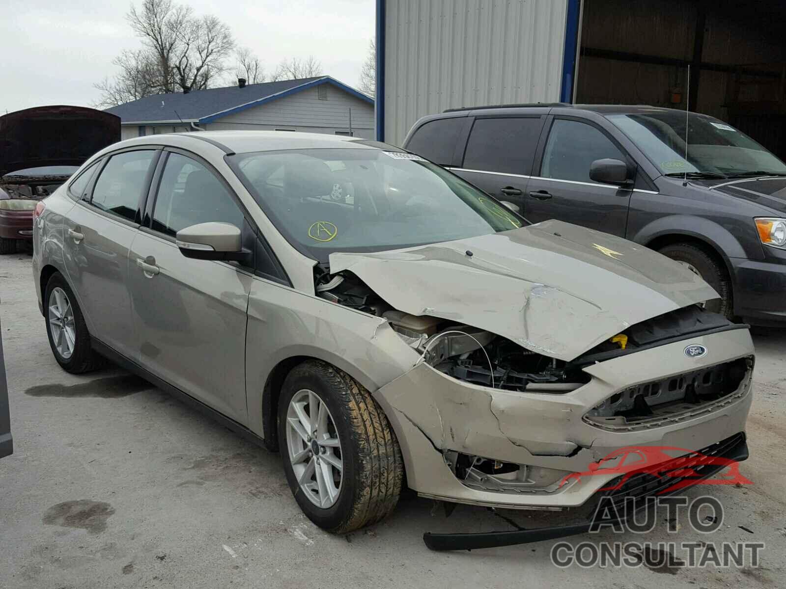 FORD FOCUS 2015 - 1FADP3F27FL209093