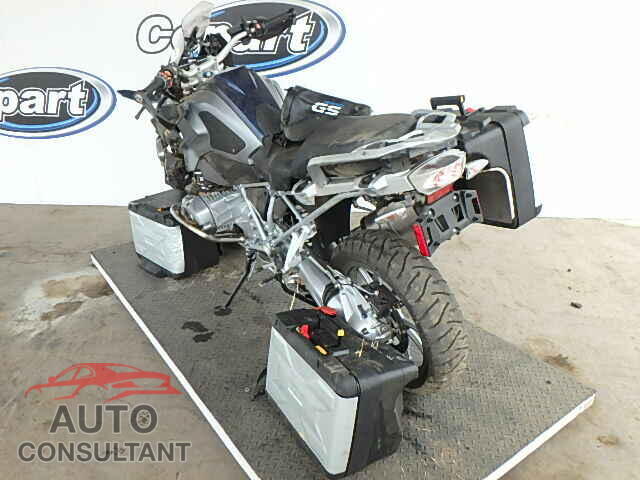 BMW MOTORCYCLE 2015 - WB10A1109FZ188360