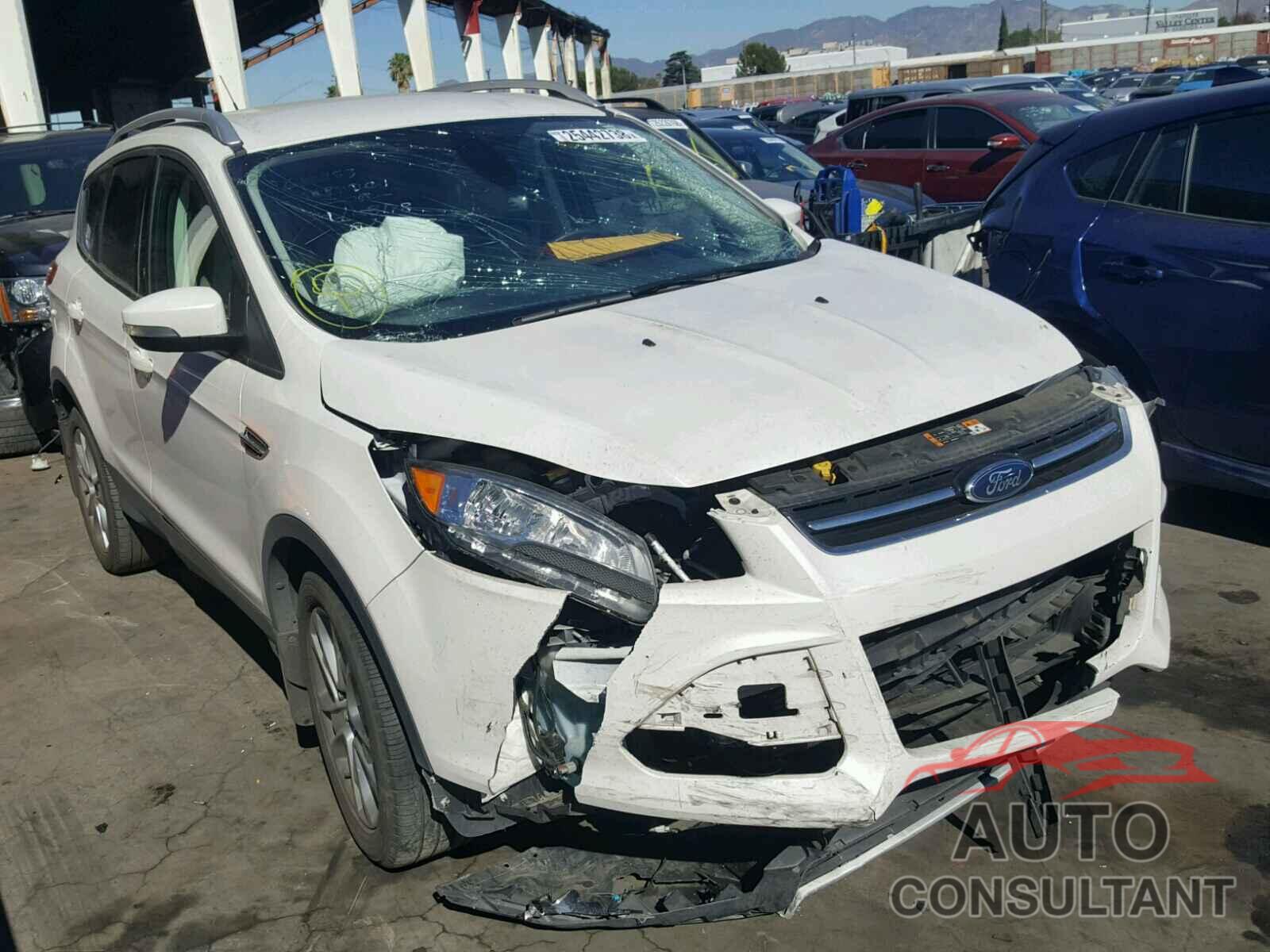 FORD ESCAPE 2015 - 1FMCU0JX9FUB07610