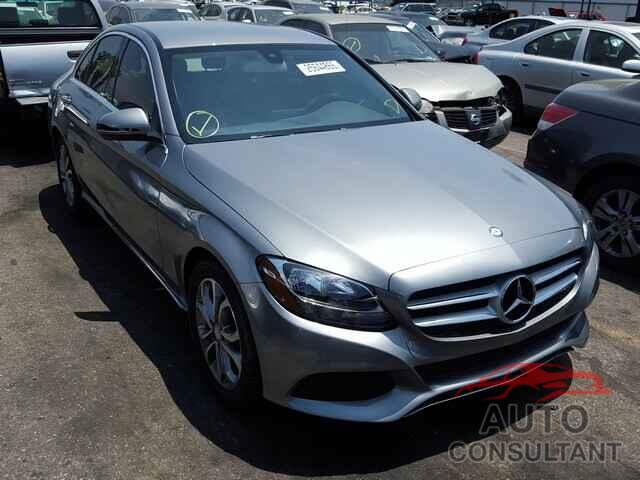 MERCEDES-BENZ C300 2016 - 55SWF4JBXGU099632