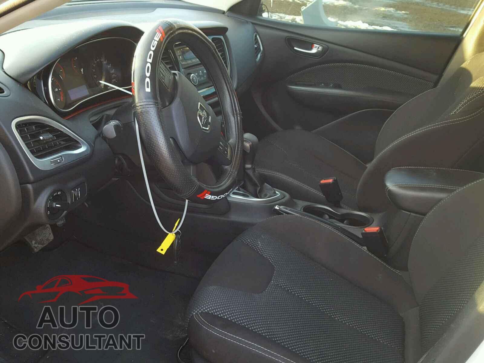 DODGE DART 2015 - 1C3CDFBB5FD390375