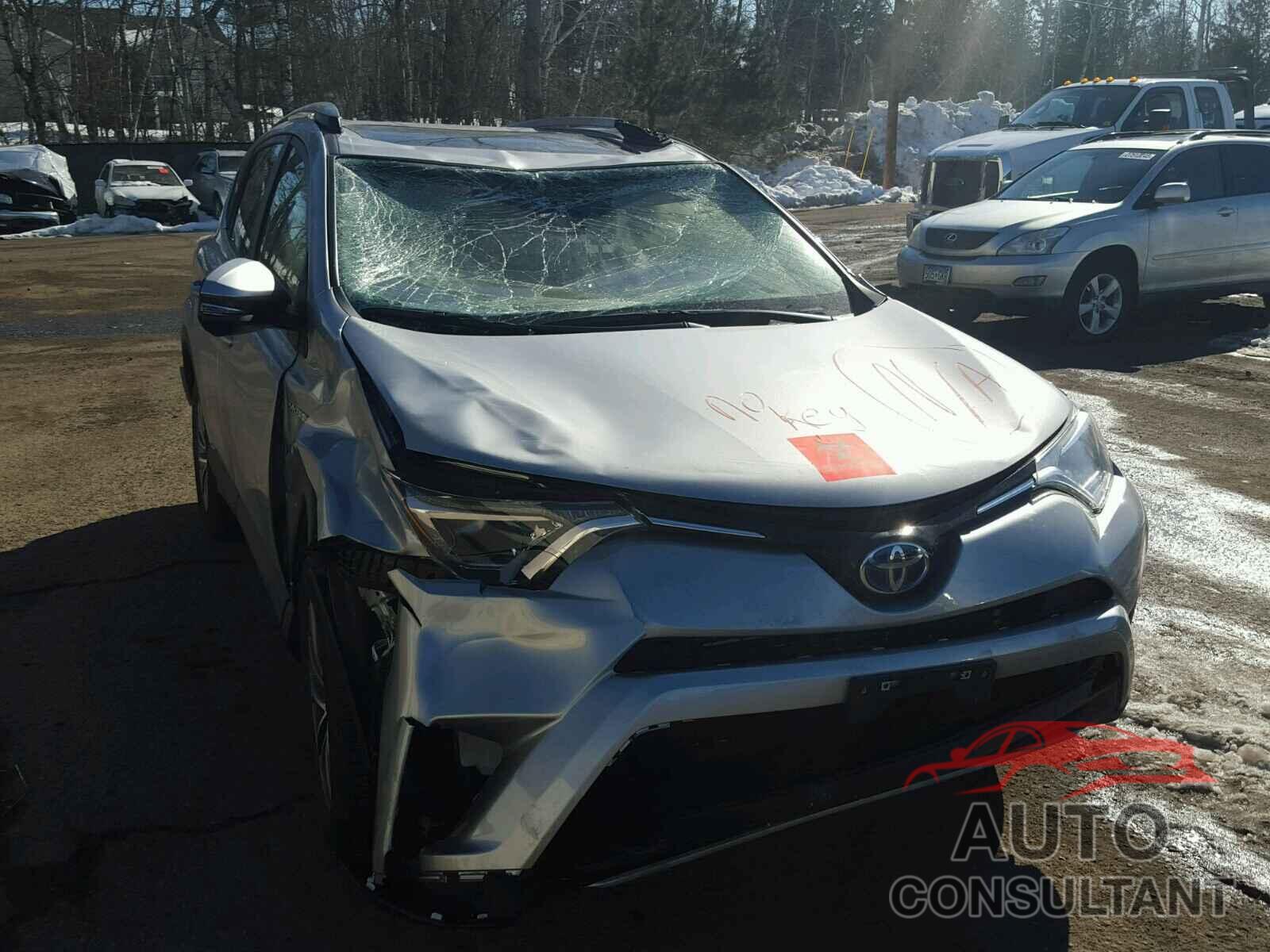 TOYOTA RAV4 2017 - JTMRJREV2HD064073